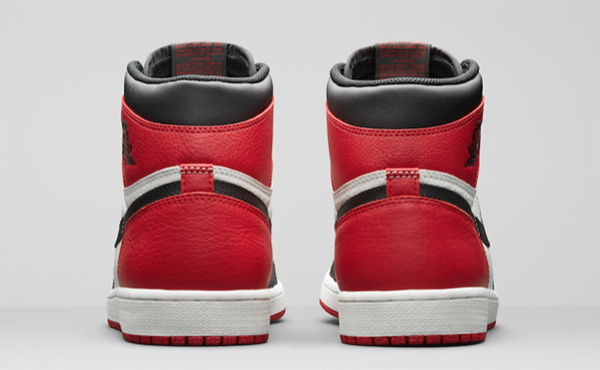 AIR JORDAN 1 Retro High OG “BRED TOE”
