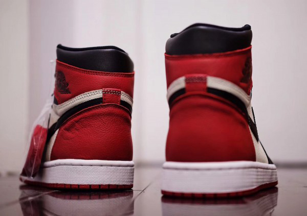 AIR JORDAN 1 Retro High OG “BRED TOE”