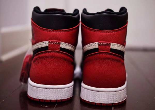 AIR JORDAN 1 Retro High OG “BRED TOE”