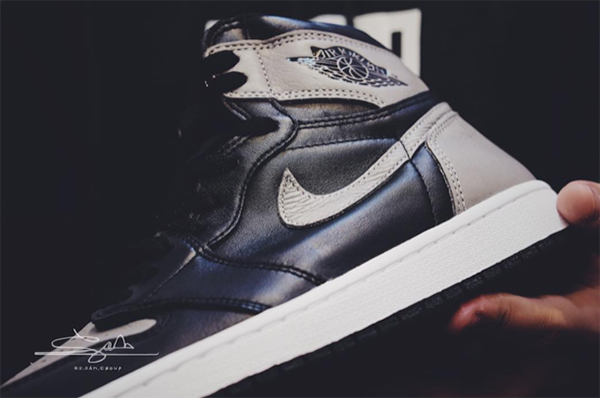 AIR JORDAN 1 Retro High OG “SHADOW”
