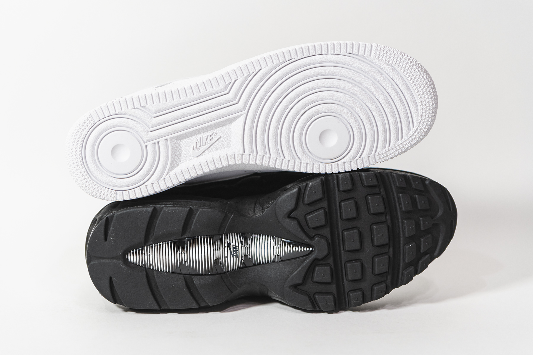 エアフォース1と比較