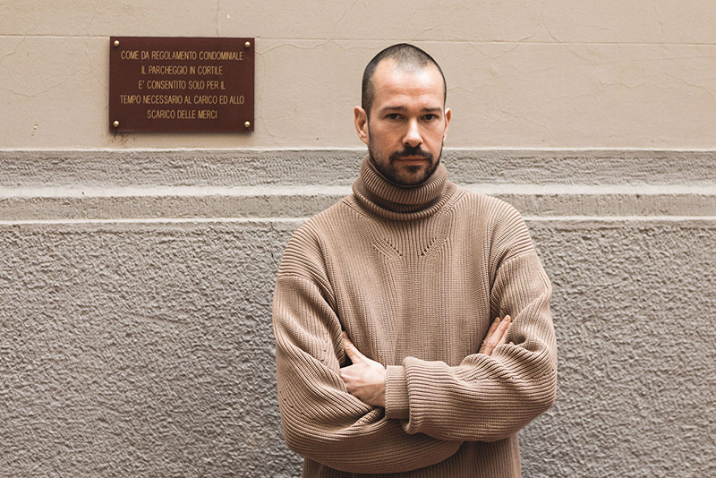 デザイナー：Luke Meier