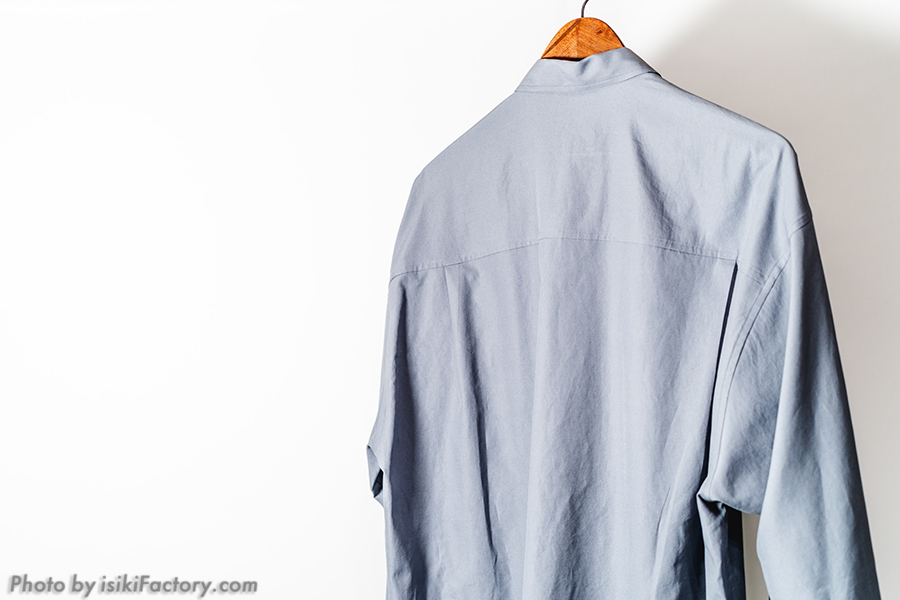 オーラリー (AURALEE) 定番ビッグシャツの絶妙すぎるサイズ感。 | isiki Factory