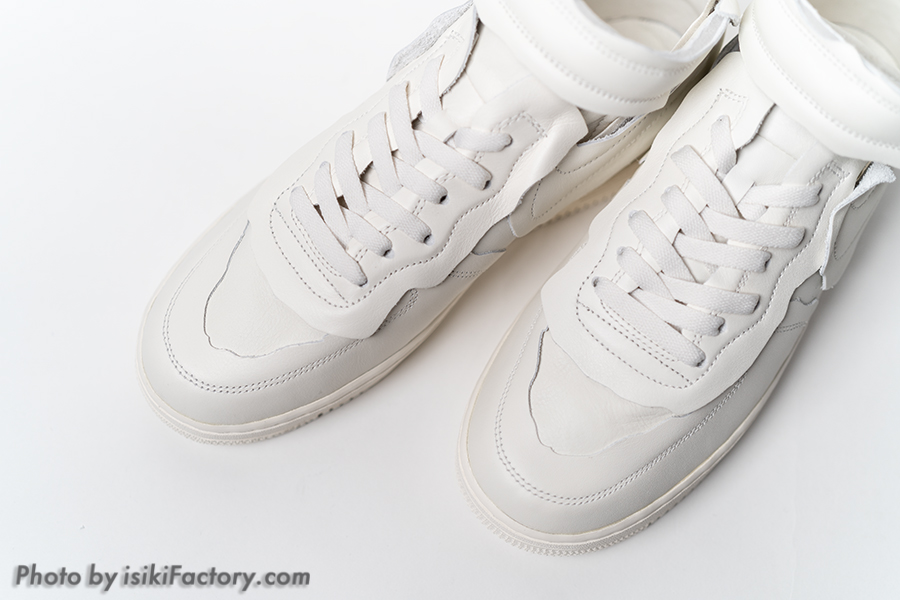 【コムデギャルソン x NIKE エアフォース1】