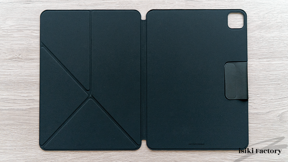 PITAKA MagEZ Folio2の裏面