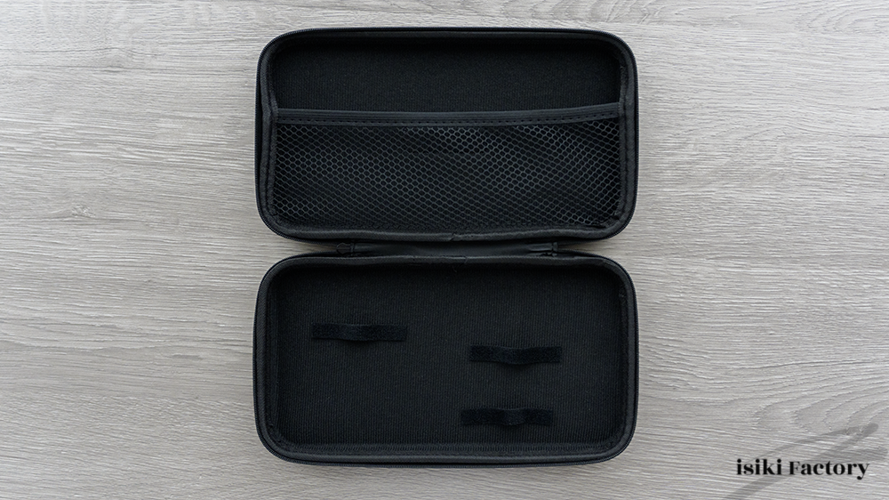 専用ケースの内側