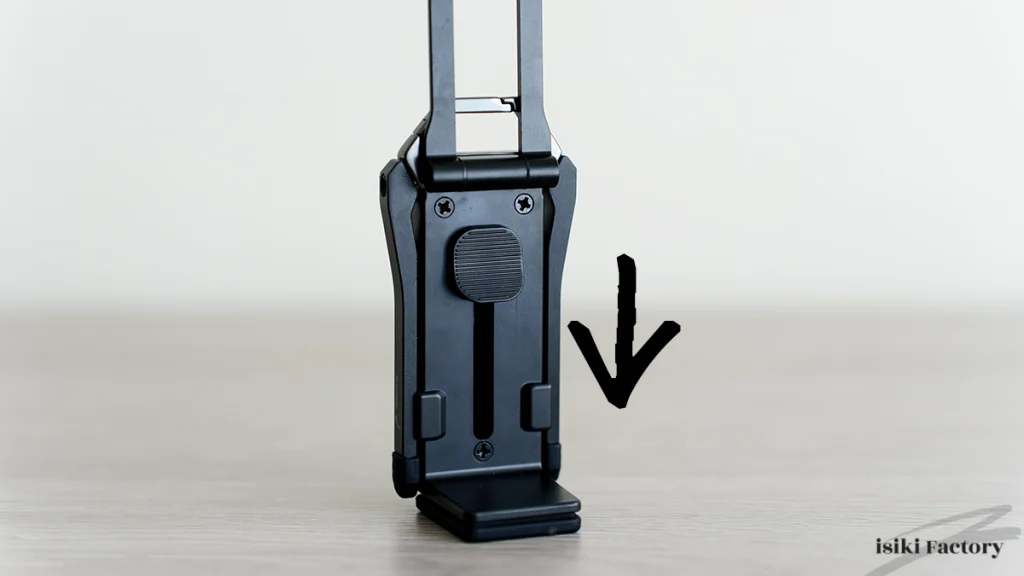 レバーを引けばクランプ機構があります